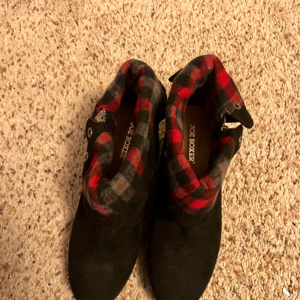 Booties - Picture 4 of 5